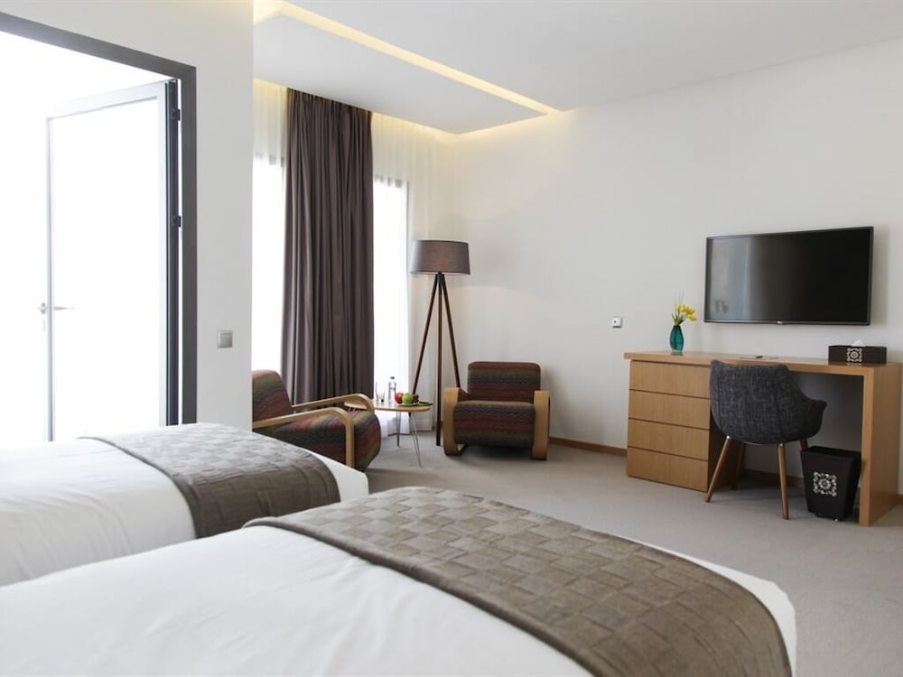 Smarts Hotel 14/58
