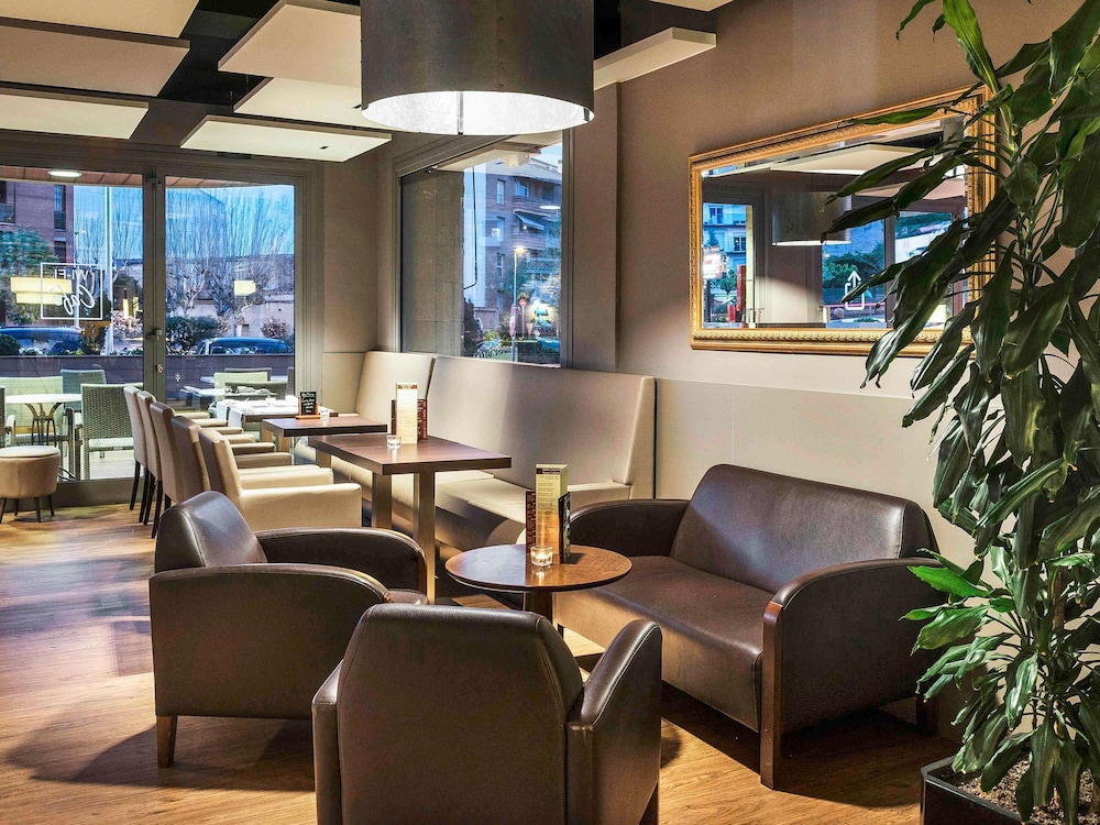 ibis Styles Figueres Ronda 32/49