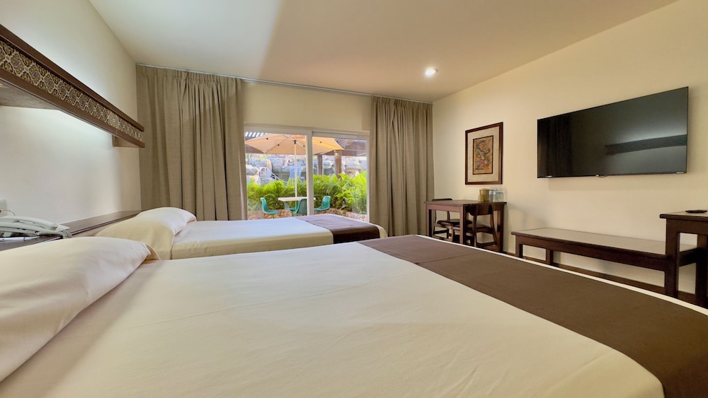 Hotel Playa Mazatlan 33/50