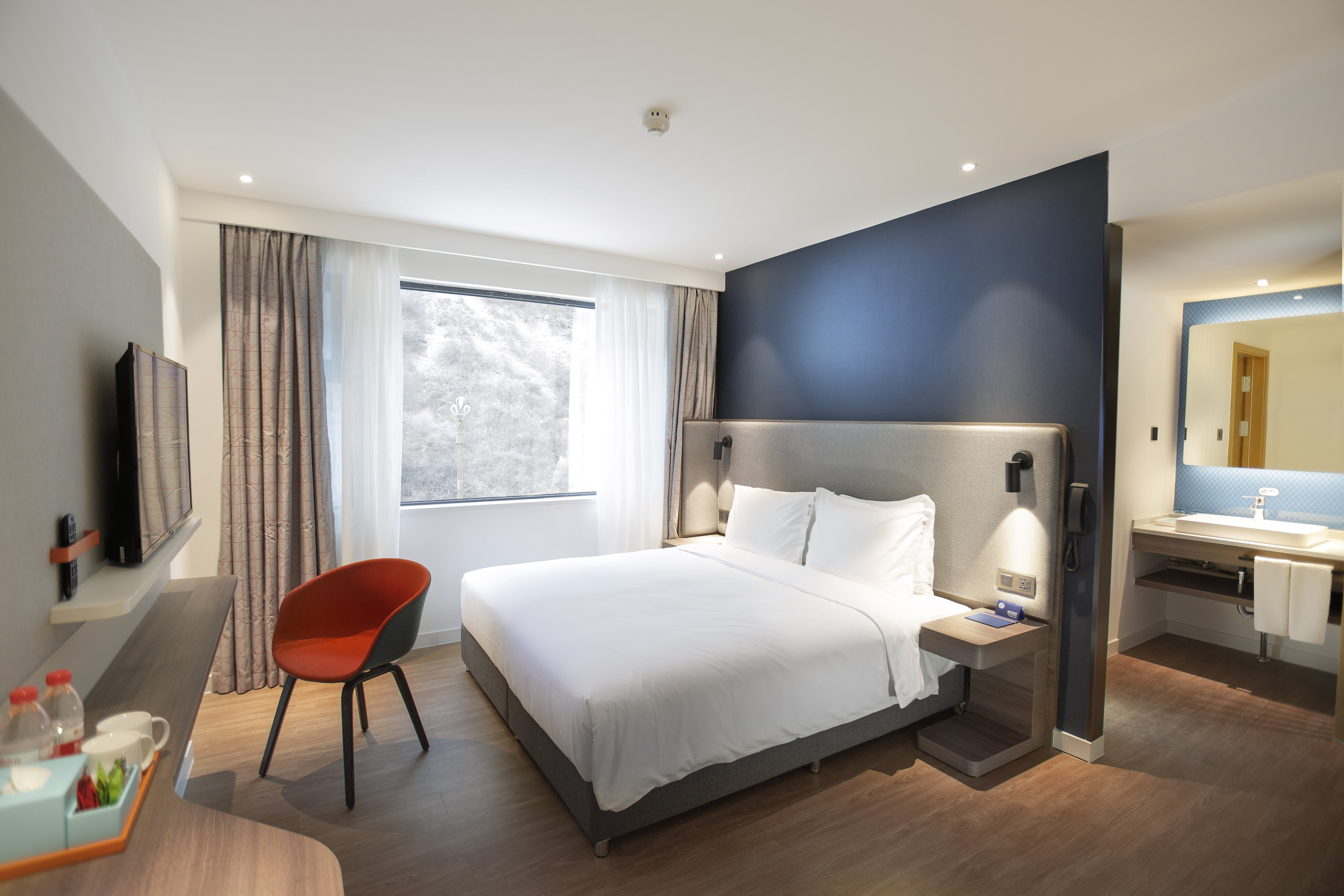 Holiday Inn Express Jiuzhaigou 7/15