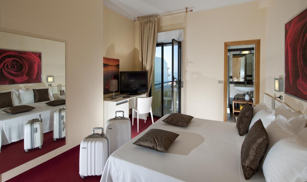 Ferretti Park Hotel Kursaal Misano 14/35