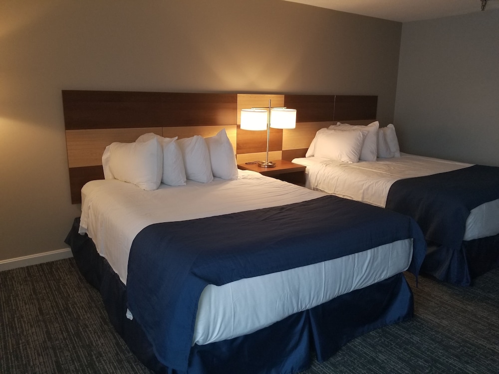 Hampton Village Resort 7/54