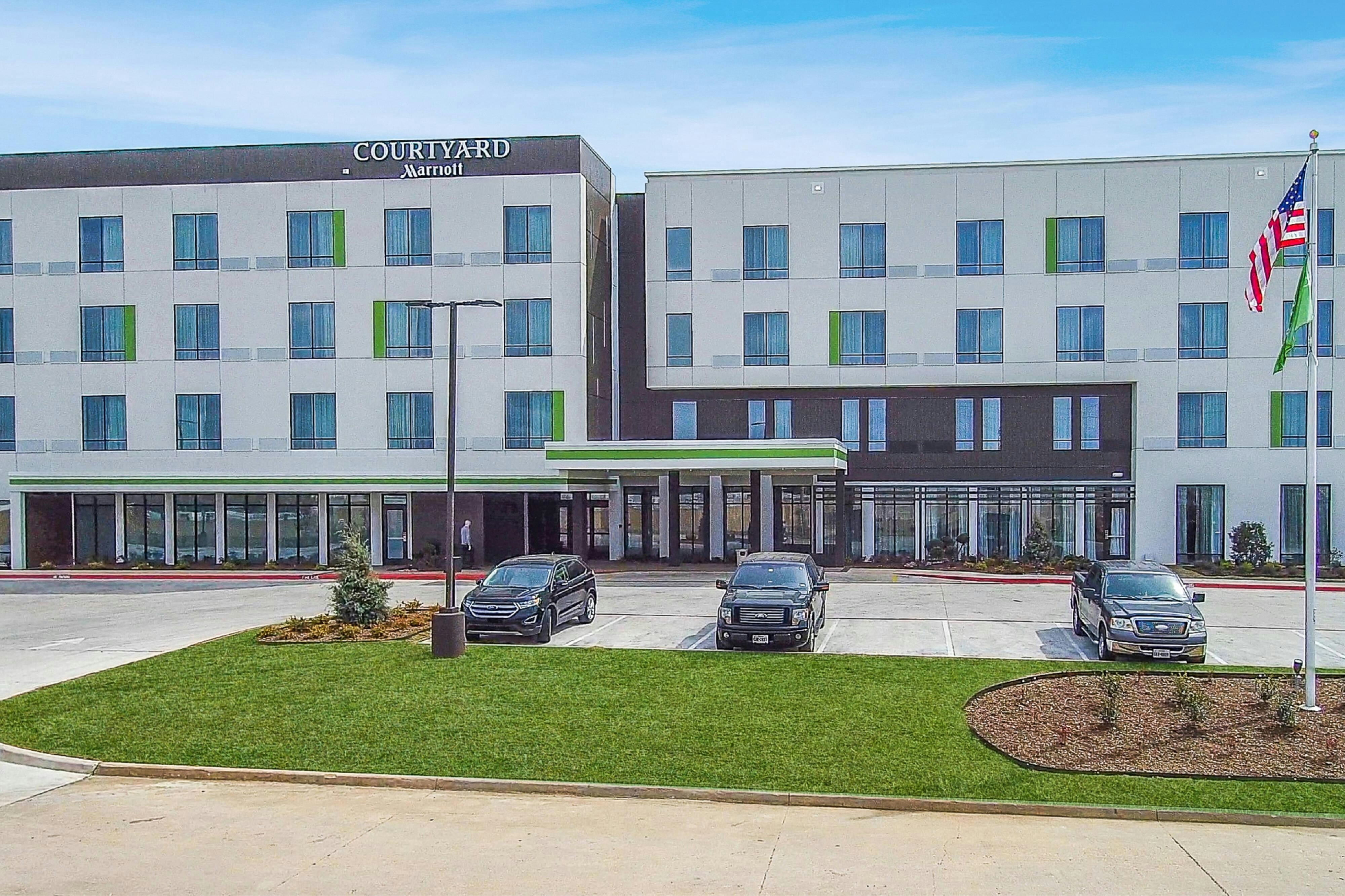 Courtyard By Marriott Longview North 11/13