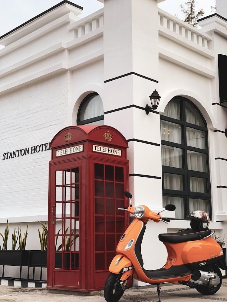 Stanton Hotel 10/50