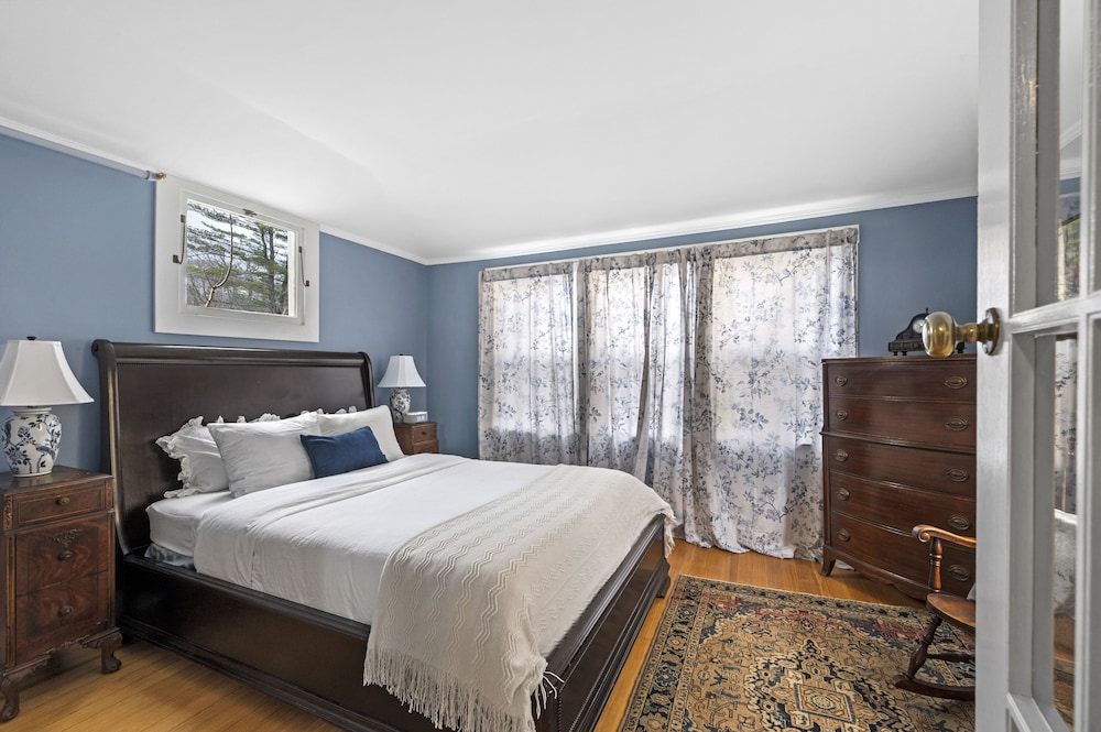 Suite, Mansion, Queen Bed