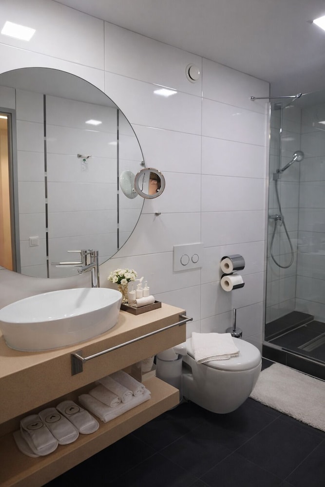 Hotel Bayer S 61/64