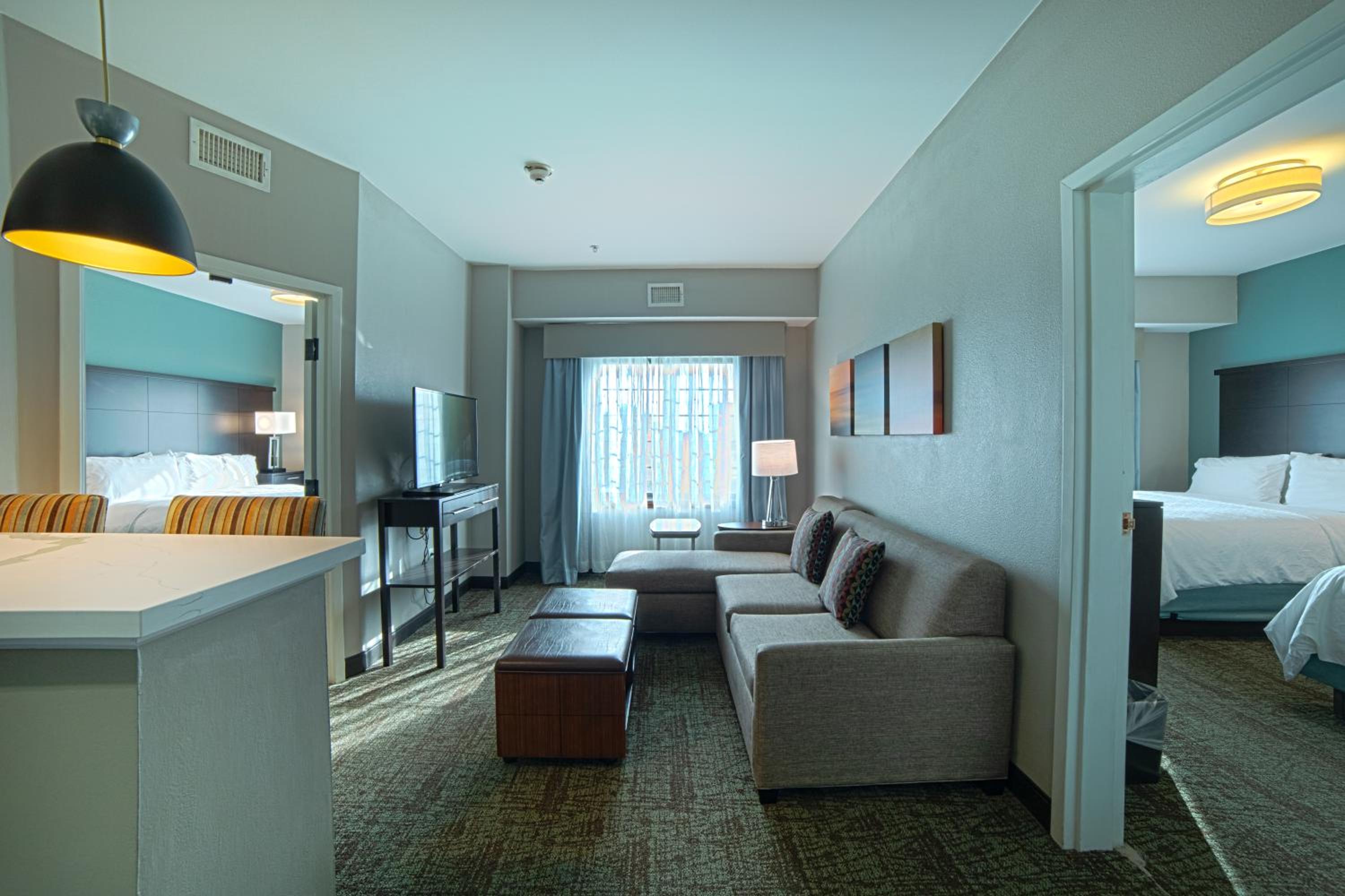 2 Bedrooms, Suite, 2 Bathrooms, Accessible