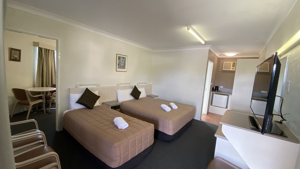 Sapphire City Motor Inn Inverell 21/34
