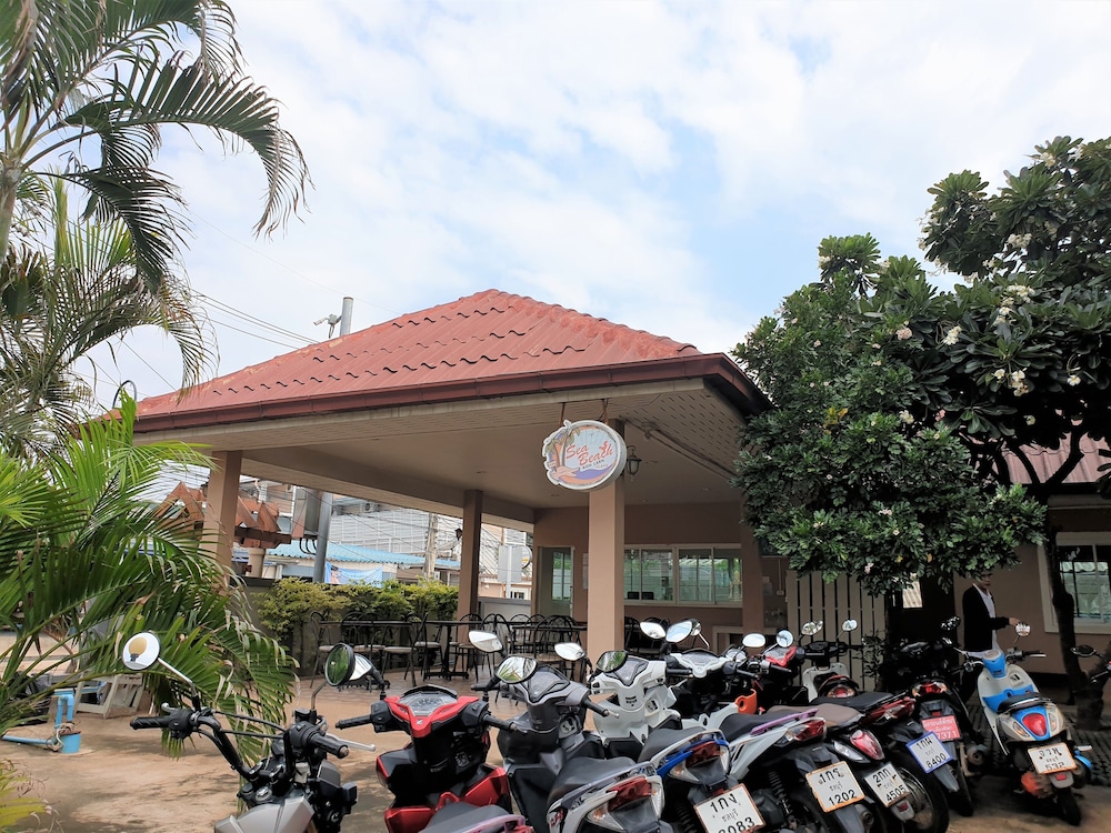 Sea Beach Koh Larn 44/48