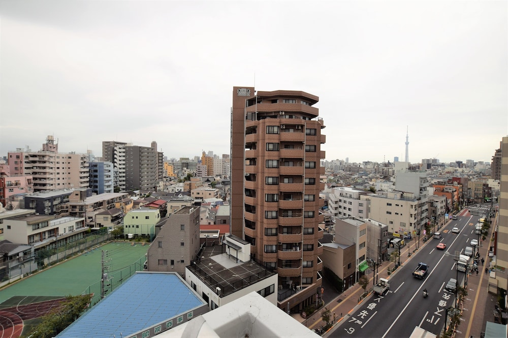 ランドーレジデンス東京クラシック（旧グランド西日暮里ファースト） 写真2