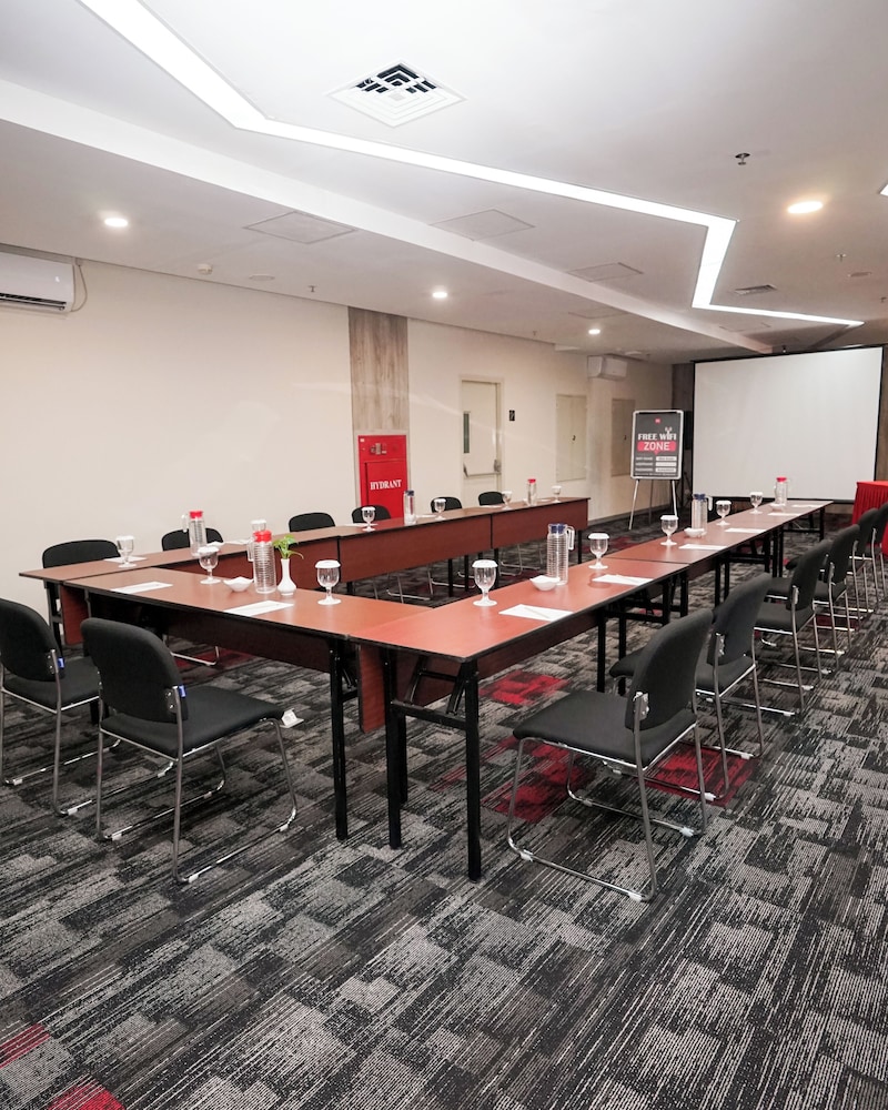 Ibis Jakarta Senen 48/56