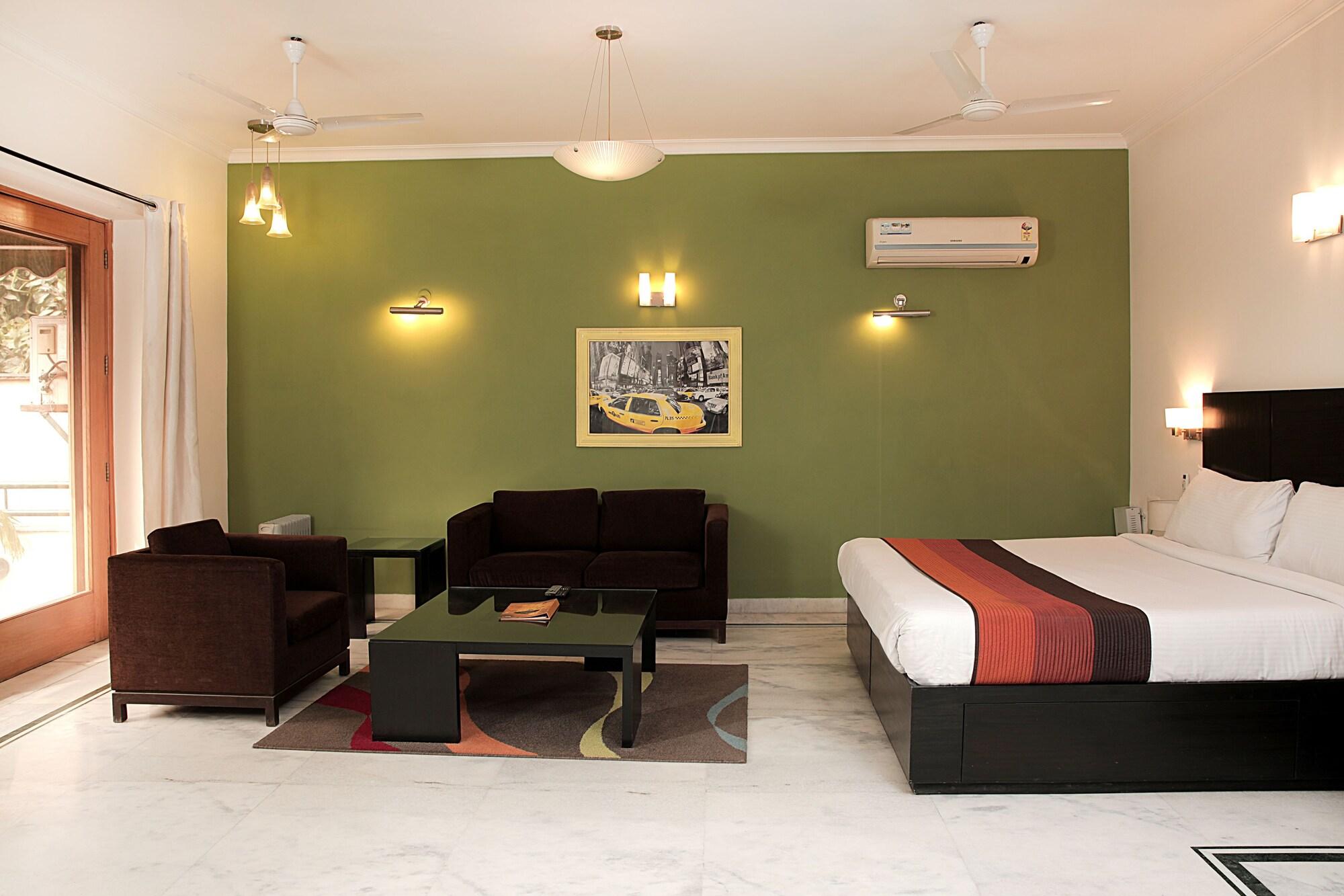 Ahuja Residency Cyber City I 6/27
