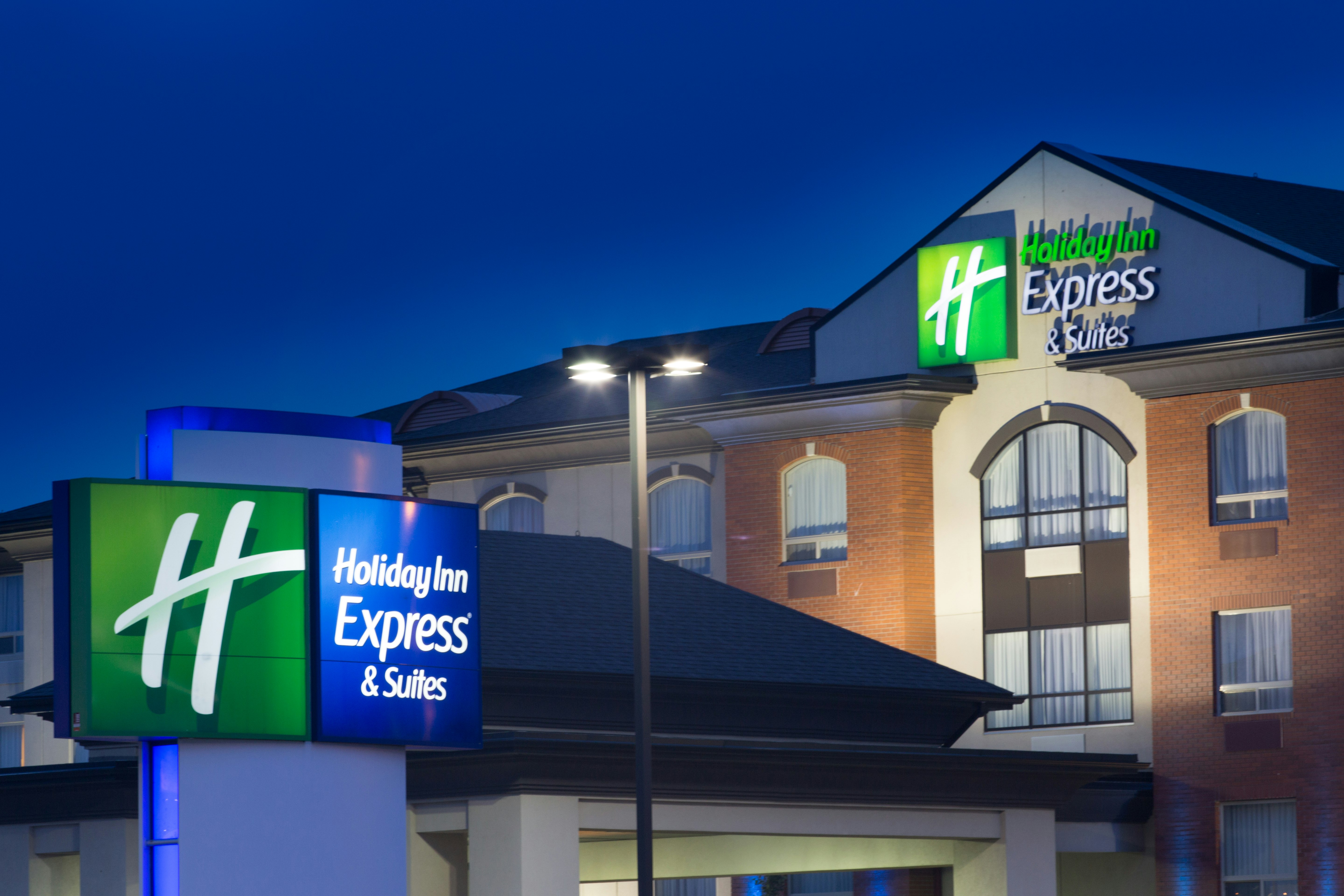 Holiday Inn Express Suites Slave Lake 2/69