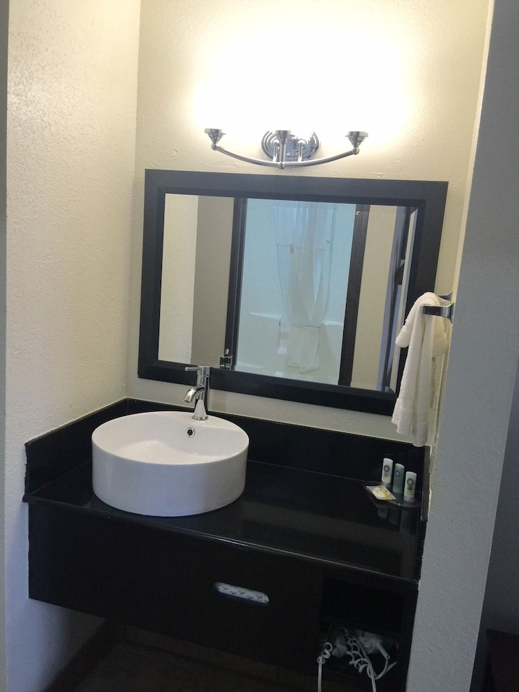 Quality Inn Plainfield 26/47