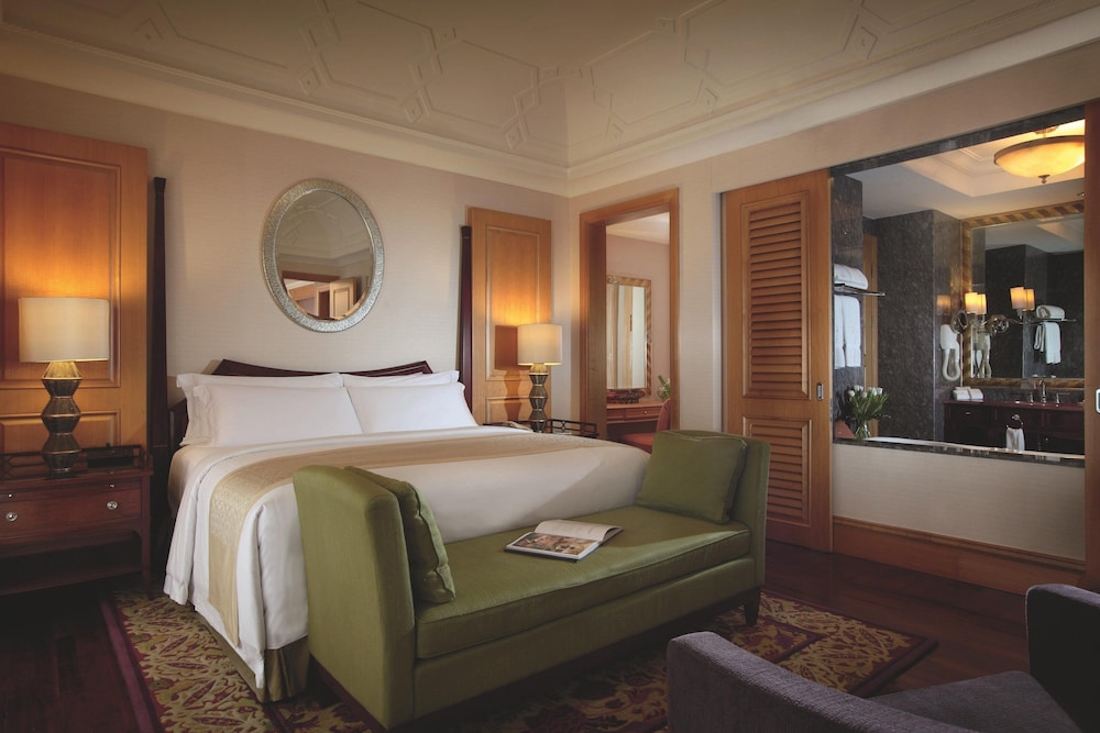 Ritz Carlton Jakarta Mega Kuningan Hotel 23/52