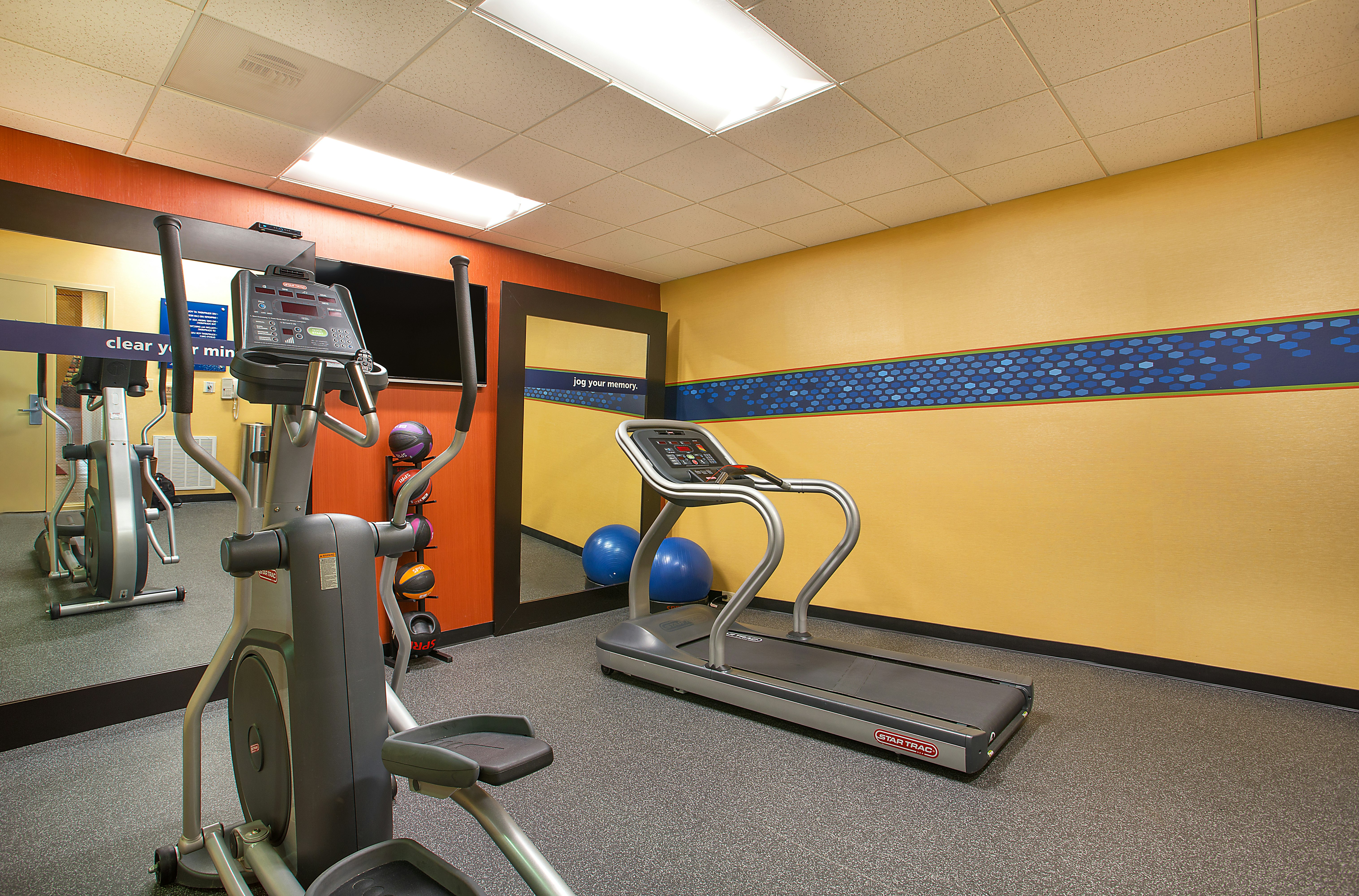 Hampton Inn Dry Ridge 15/37