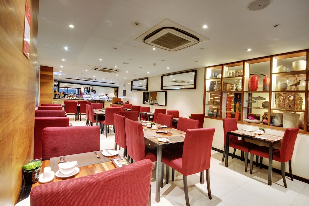 The Somerset Hotel 40/56