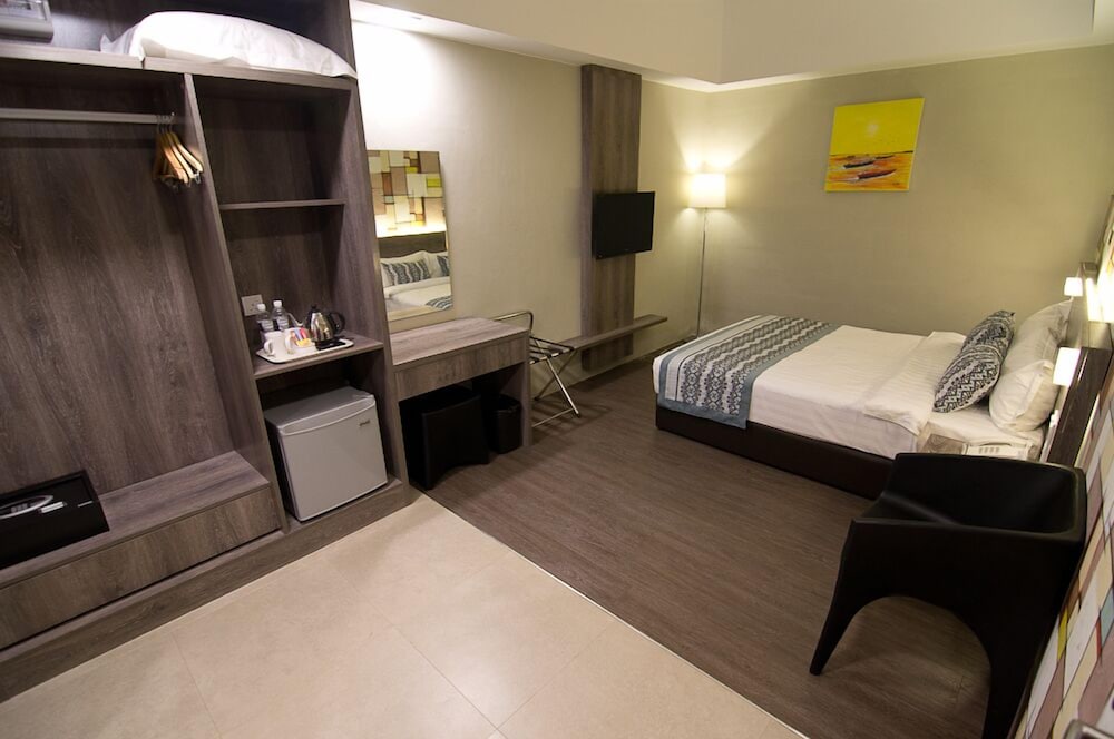 Ajang Hotel 20/48