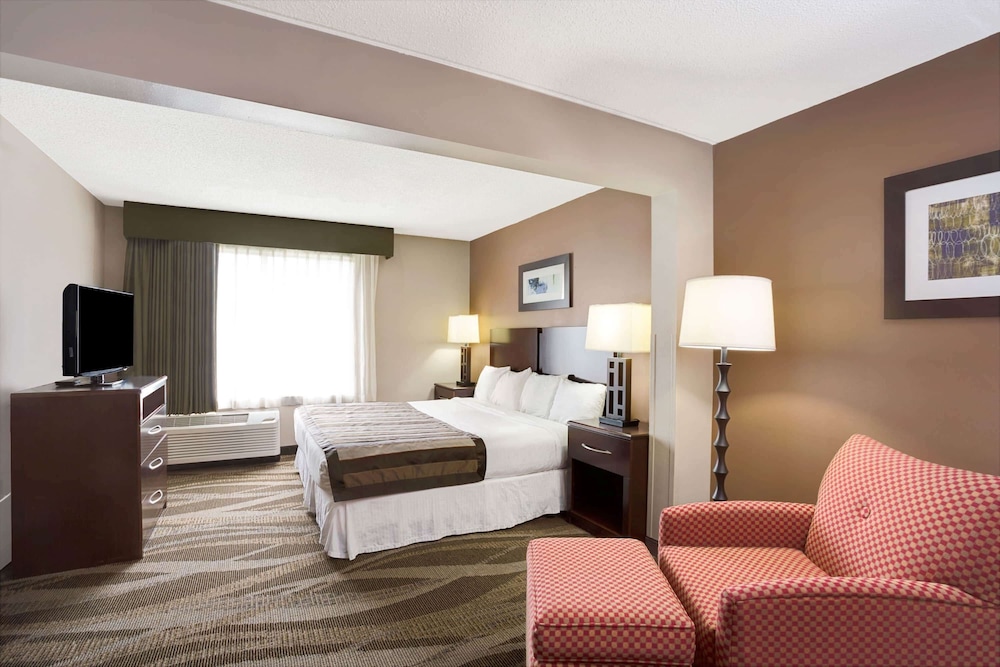 Wingate By Wyndham Raleigh Durham Airport 9/30