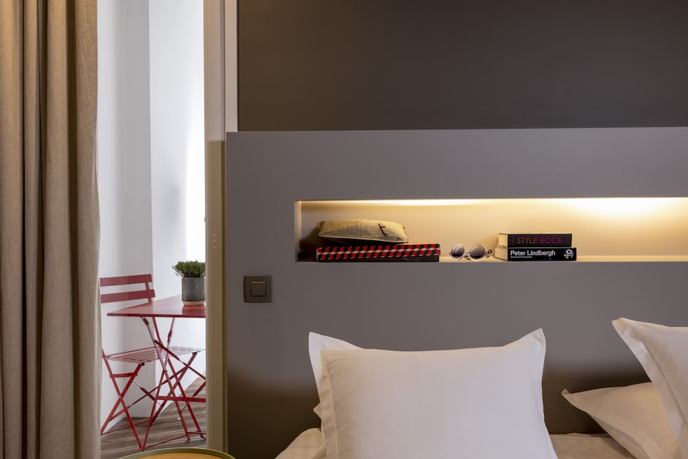 Yuna Blanche Serviced Apartments 28/71