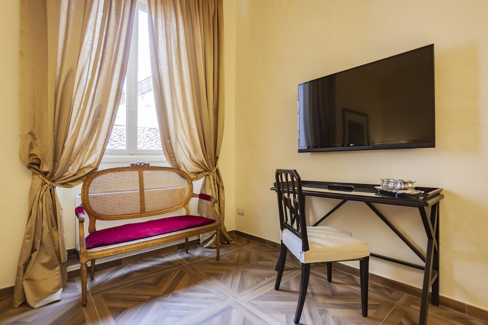 Palazzo Martellini Residenza D'epoca 38/52