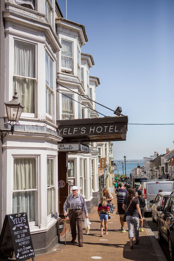 Yelf's Hotel 20/25