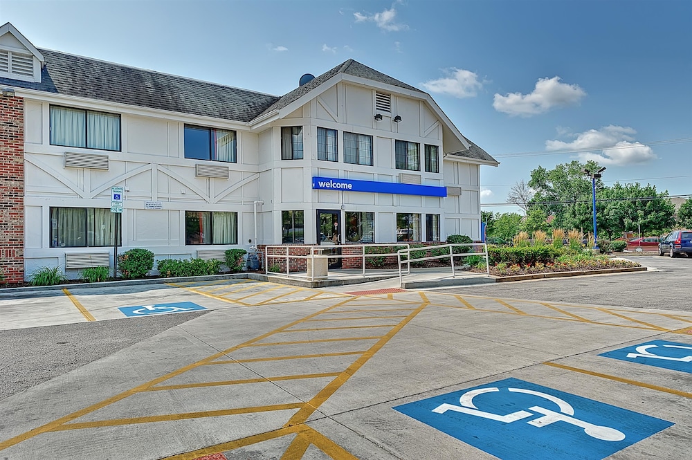 Motel6 Glenview, IL - Chicago North 53/60