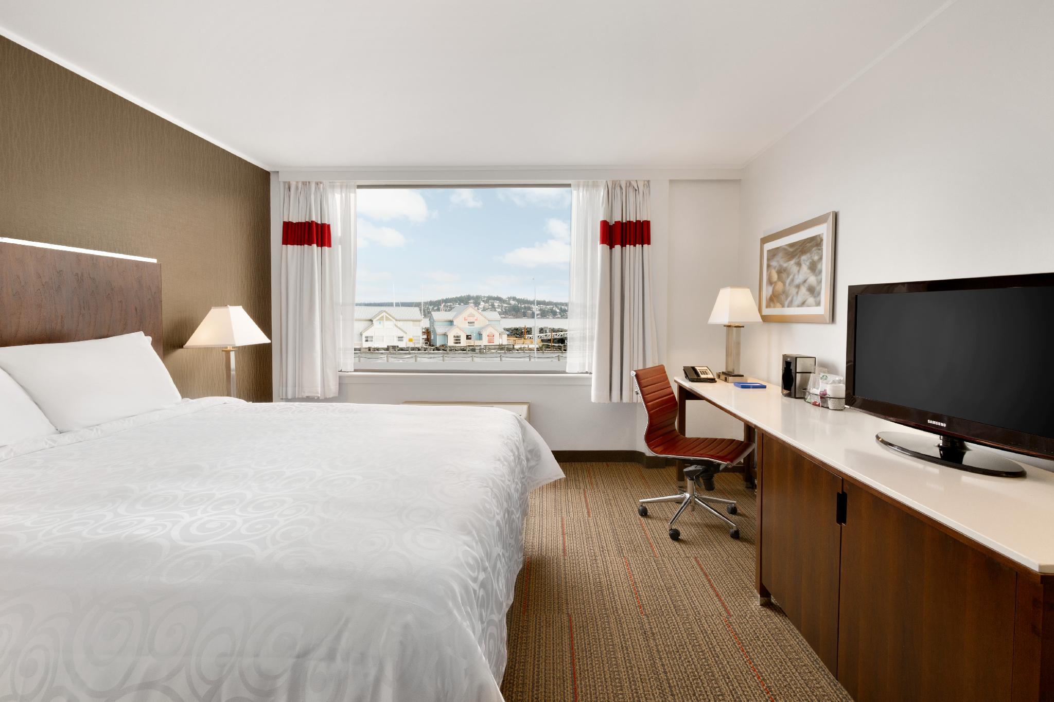 Coast, Queen Bed, Marina Wing