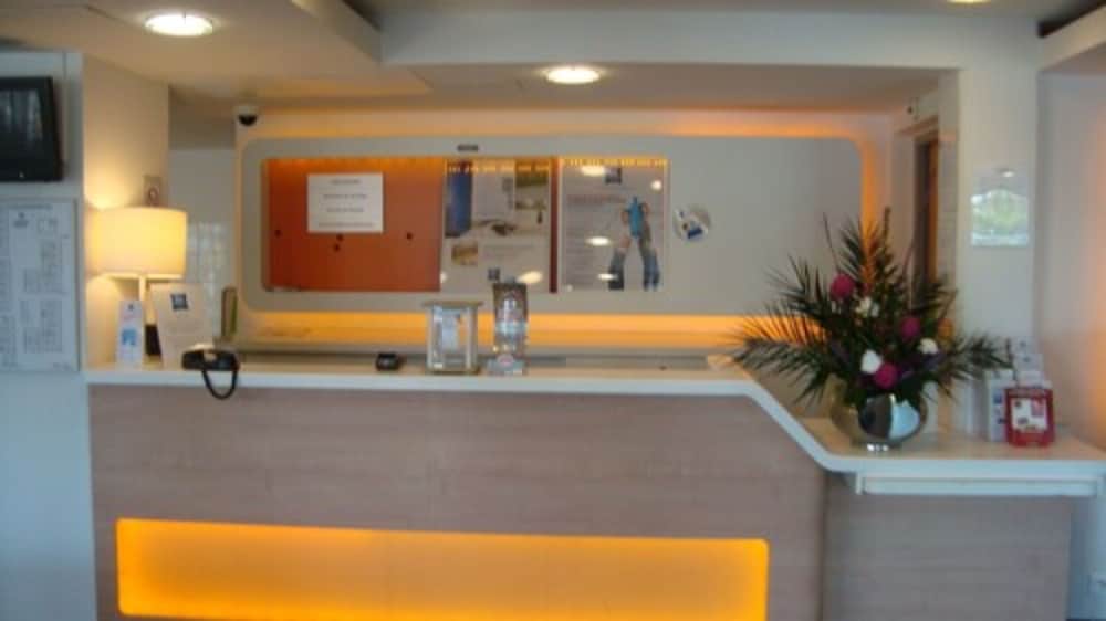 IBIS BUDGET TOULOUSE AEROPORT 19/67