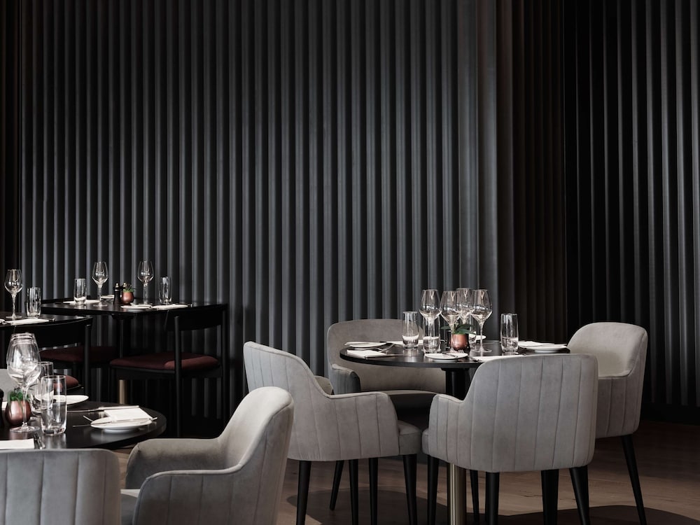 Hyatt Regency London Stratford 33/50