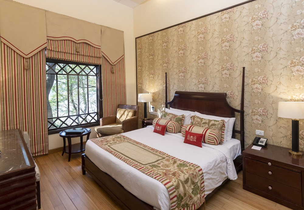 The Claridges Nabha Residence 3/34