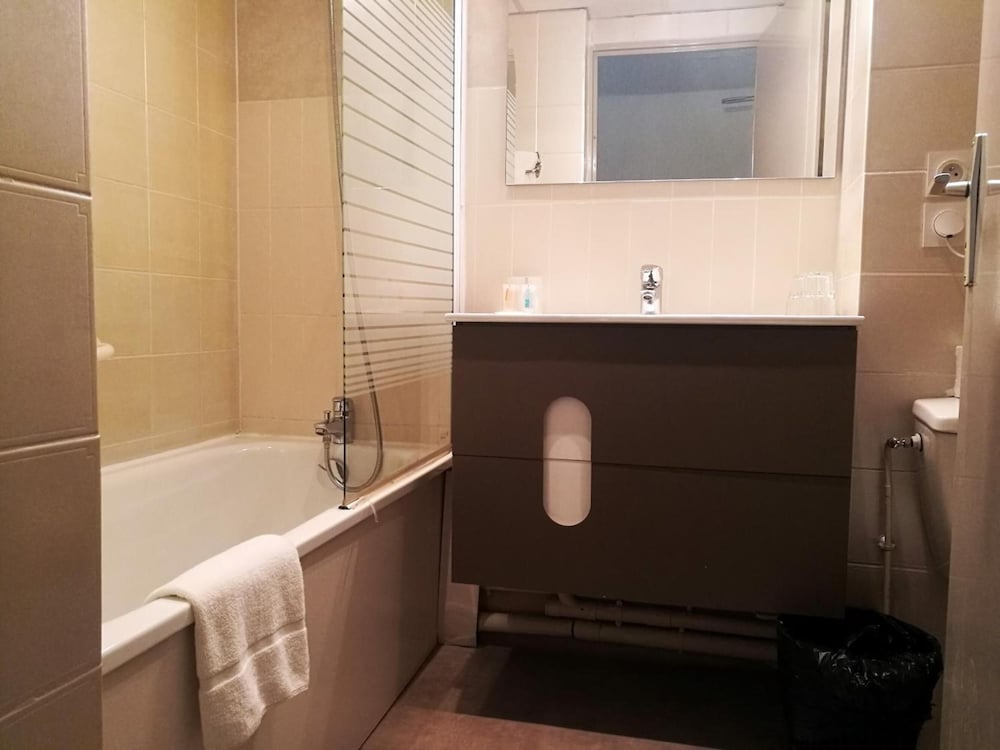 Adonis Arc Hotel Aix 23/68