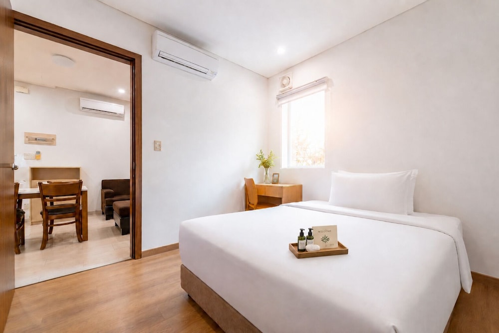 2 Bedrooms, Apartment, 1 Double and 1 Single Bed, G8 Center Hotel Saigon 9/10