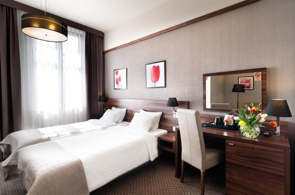Golden Tulip Krakow City Center Hotel 12/57