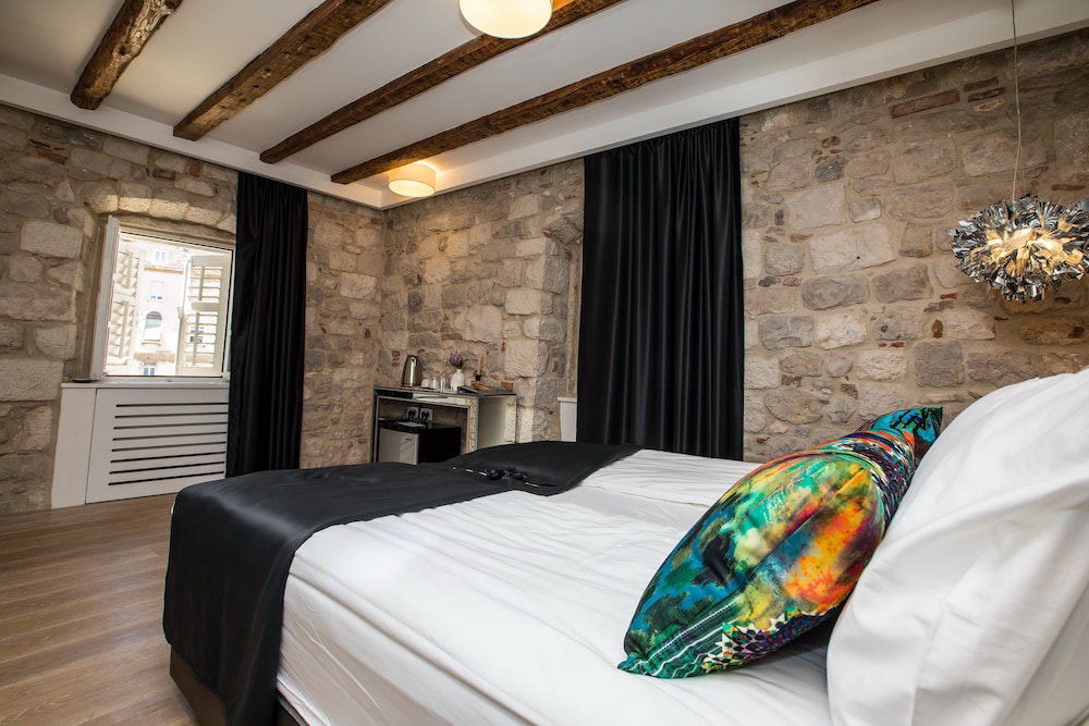 Spalato Luxury Rooms 44/77