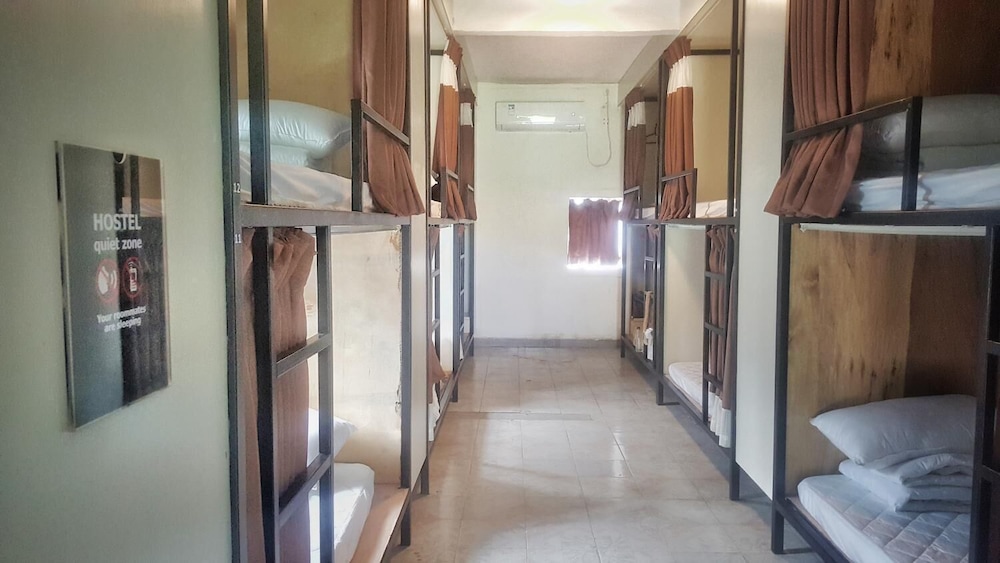 Houselet Hostel 39/40