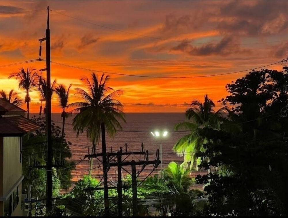 Porter House Patong 69/74