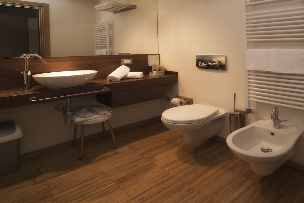 Hotel Cortese 17/60