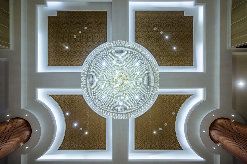 Chiayi King Hotel 11/65
