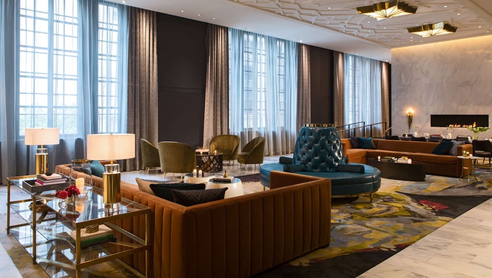 The Allegro Royal Sonesta Hotel Chicago Loop 52/64