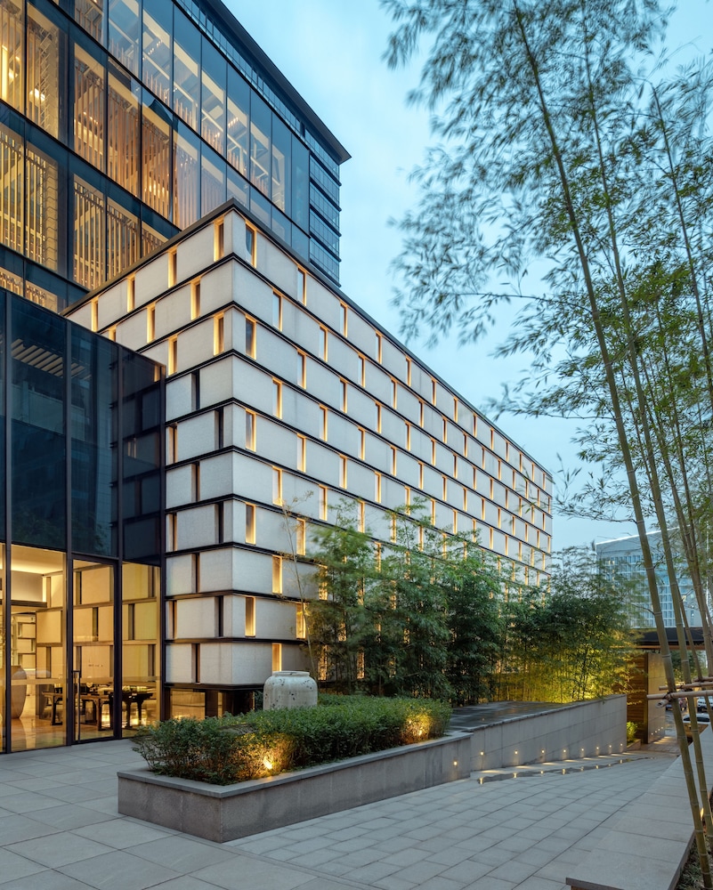 The Lalu Nanjing 37/41