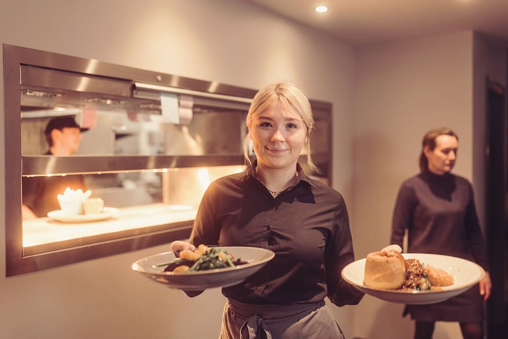 Longlands Inn And Restaurant 6/47