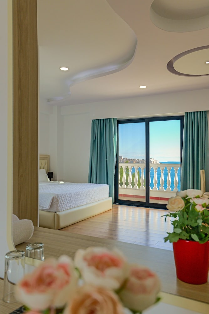 Hotel Iliria Sarande 36/67