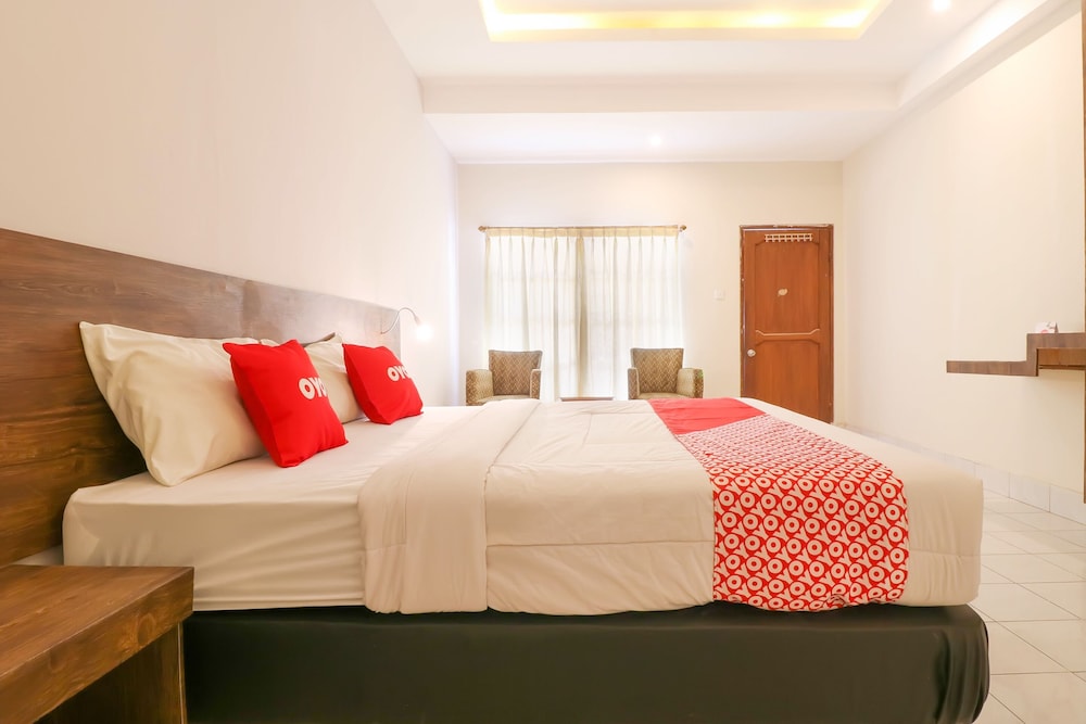 OYO 1384 Pulau Bali Hotel 15/29