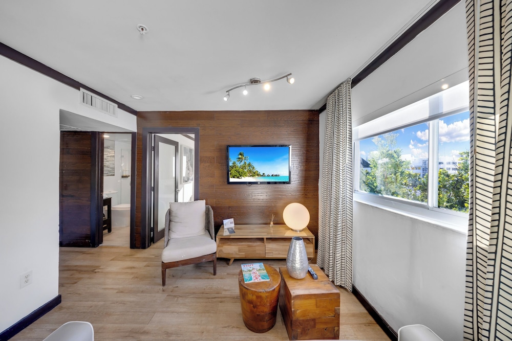 Metropole Suites South Beach 43/77