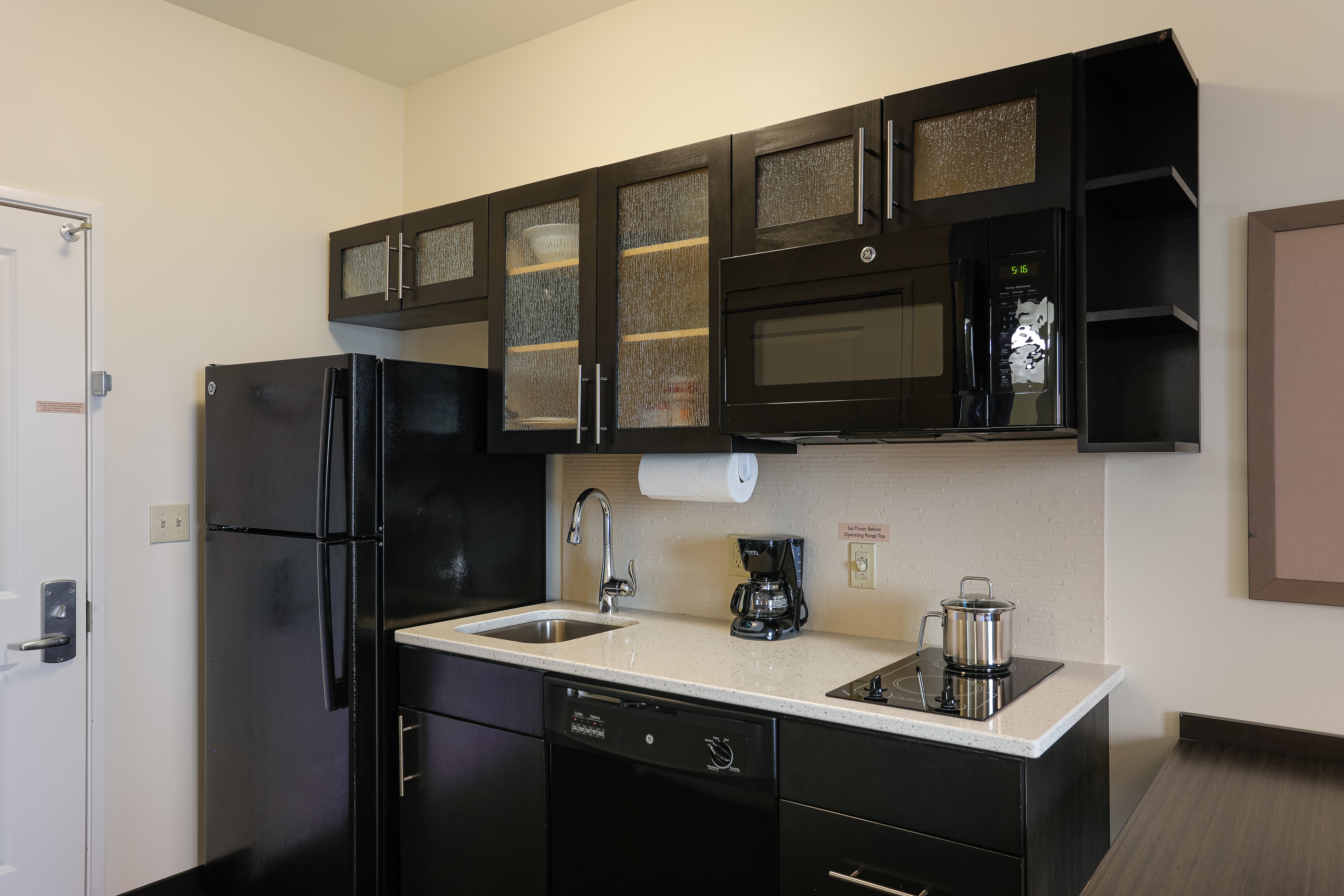 CANDLEWOOD SUITES LENEXA - OVERLAND PARK AREA 69/69