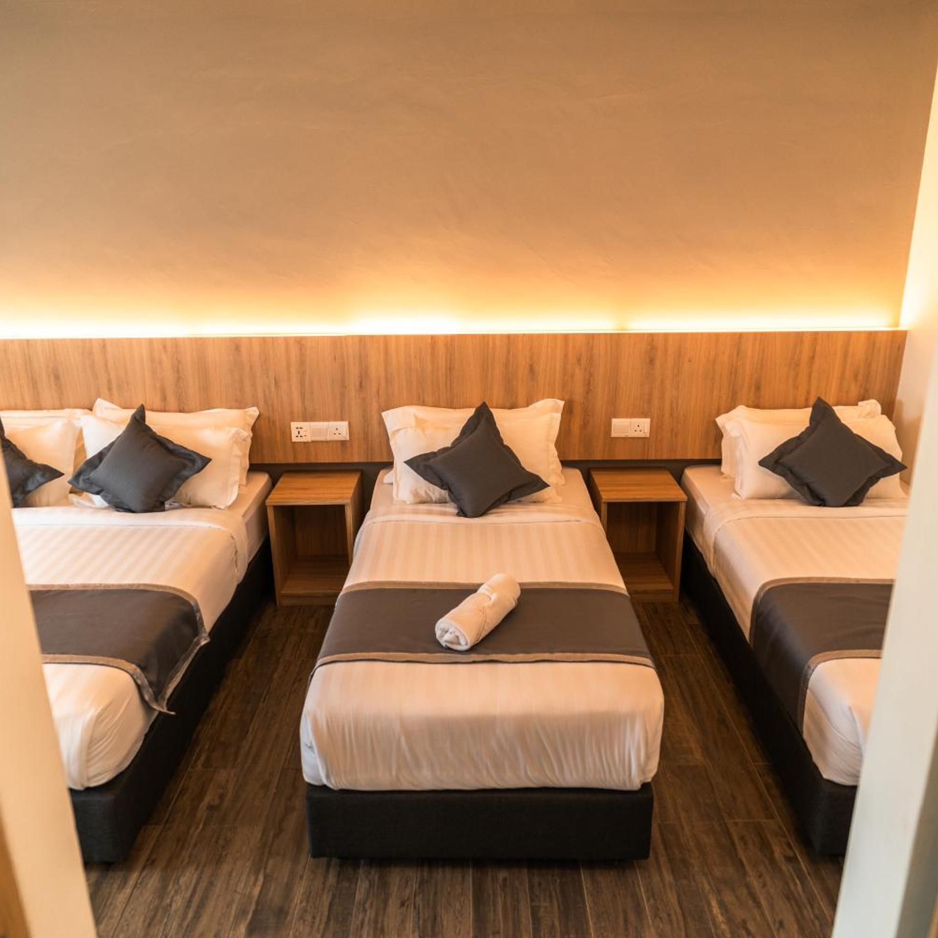 Citi Plaza Hotel & Suites 21/48