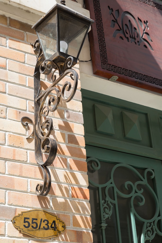 Ben Thanh Boutique Hotel 46/69