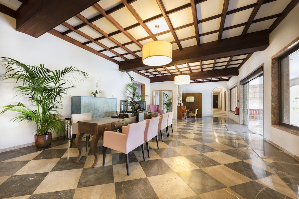 lobby