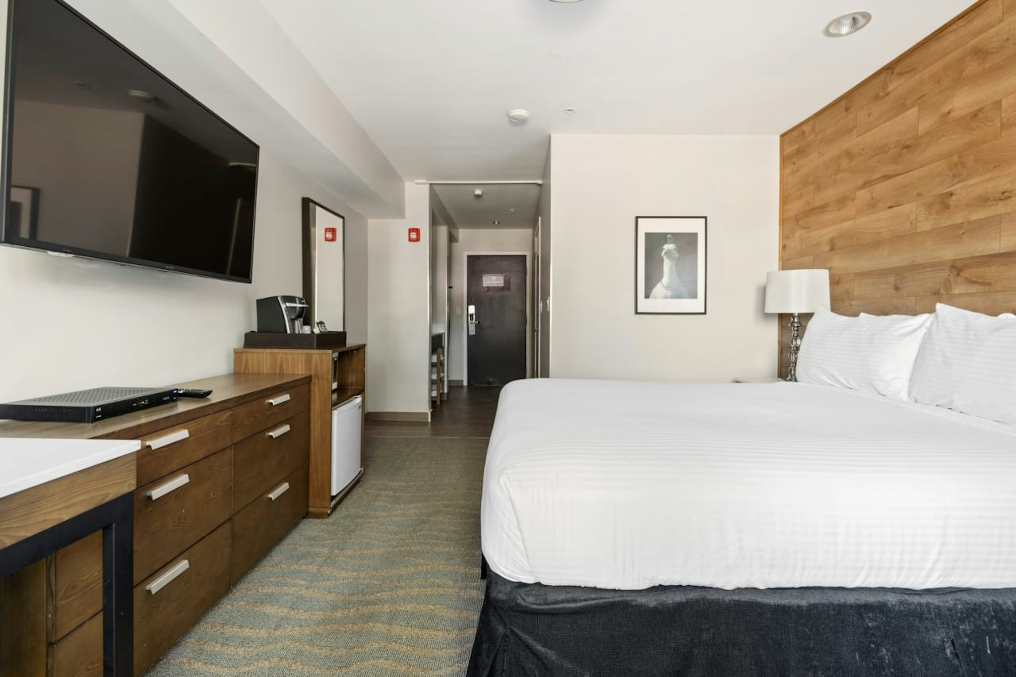 The Row Hotel, Bw Signature Collection 4/34